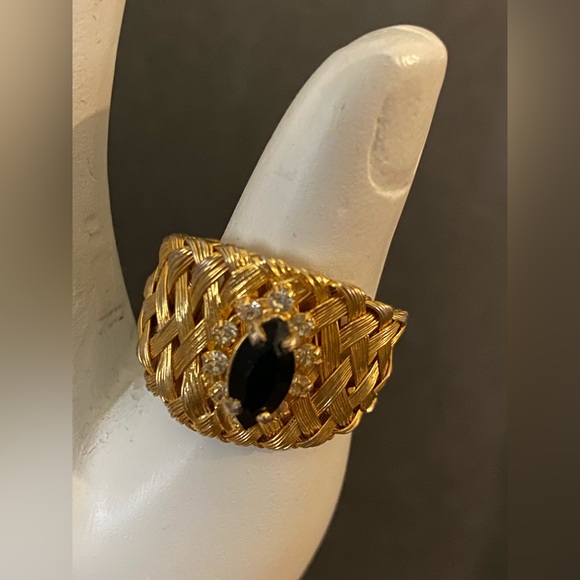 Black stone gold tone basket weave ring vintage - Picture 16 of 16